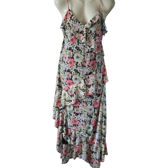 Asymmetrical Floral Dress with Ruffles - Picture 2 of 10